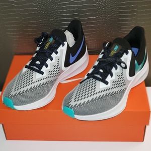 8.5 woman running Nike zoom
